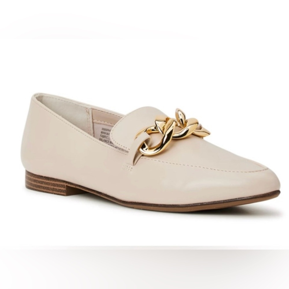 Elegant Cream Madden Loafers with Gold Accent